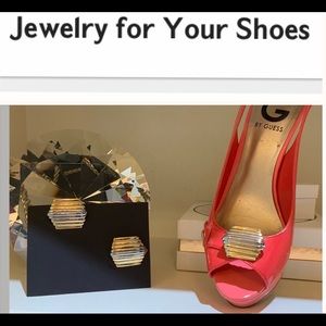 - Shoe Jewelry Clips Gold/Silver GS02